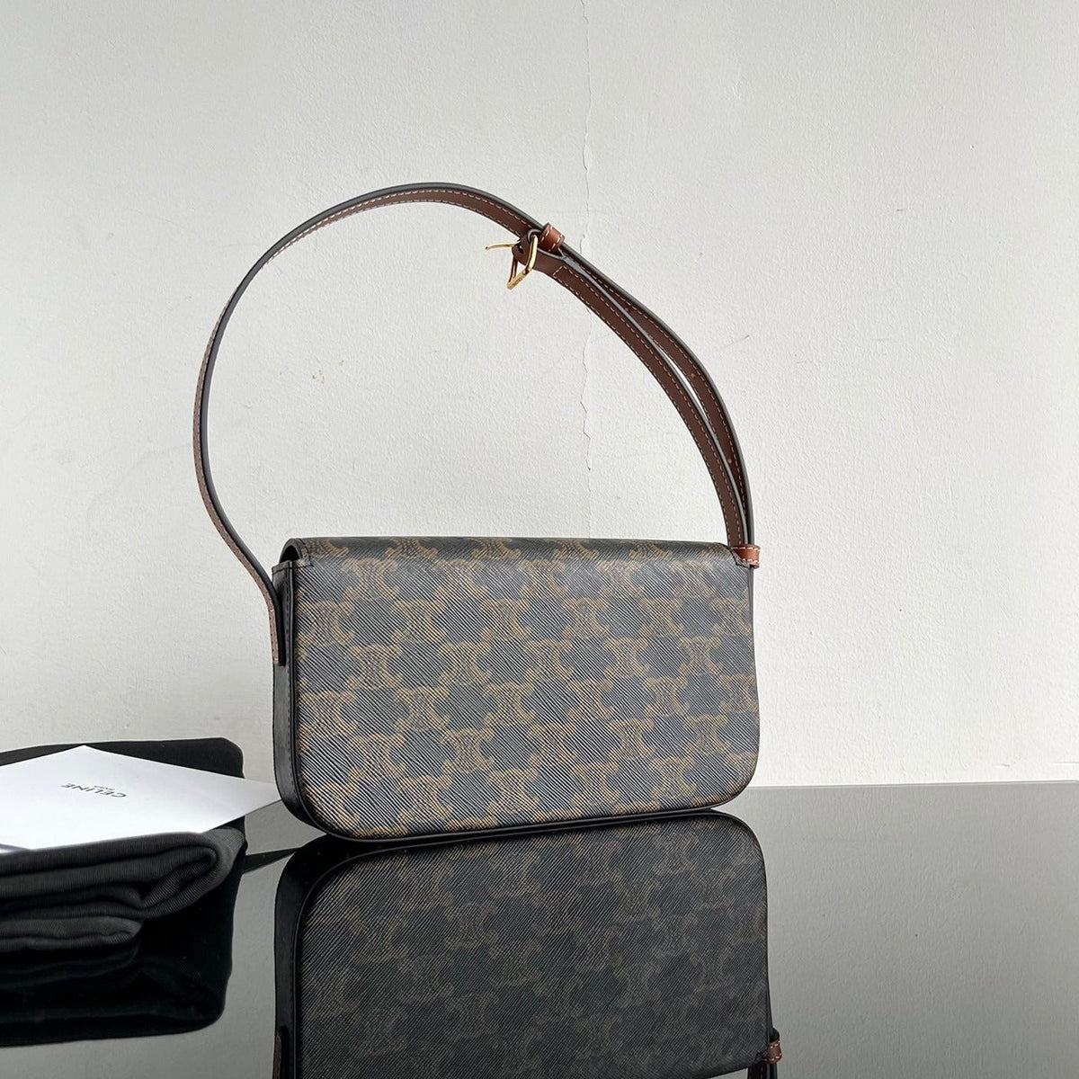 TRIOMPHE 20 TAN CALFSKIN