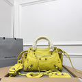 NEO CAGOLE 26 IN WATTLE YELLOW LAMBSKIN
