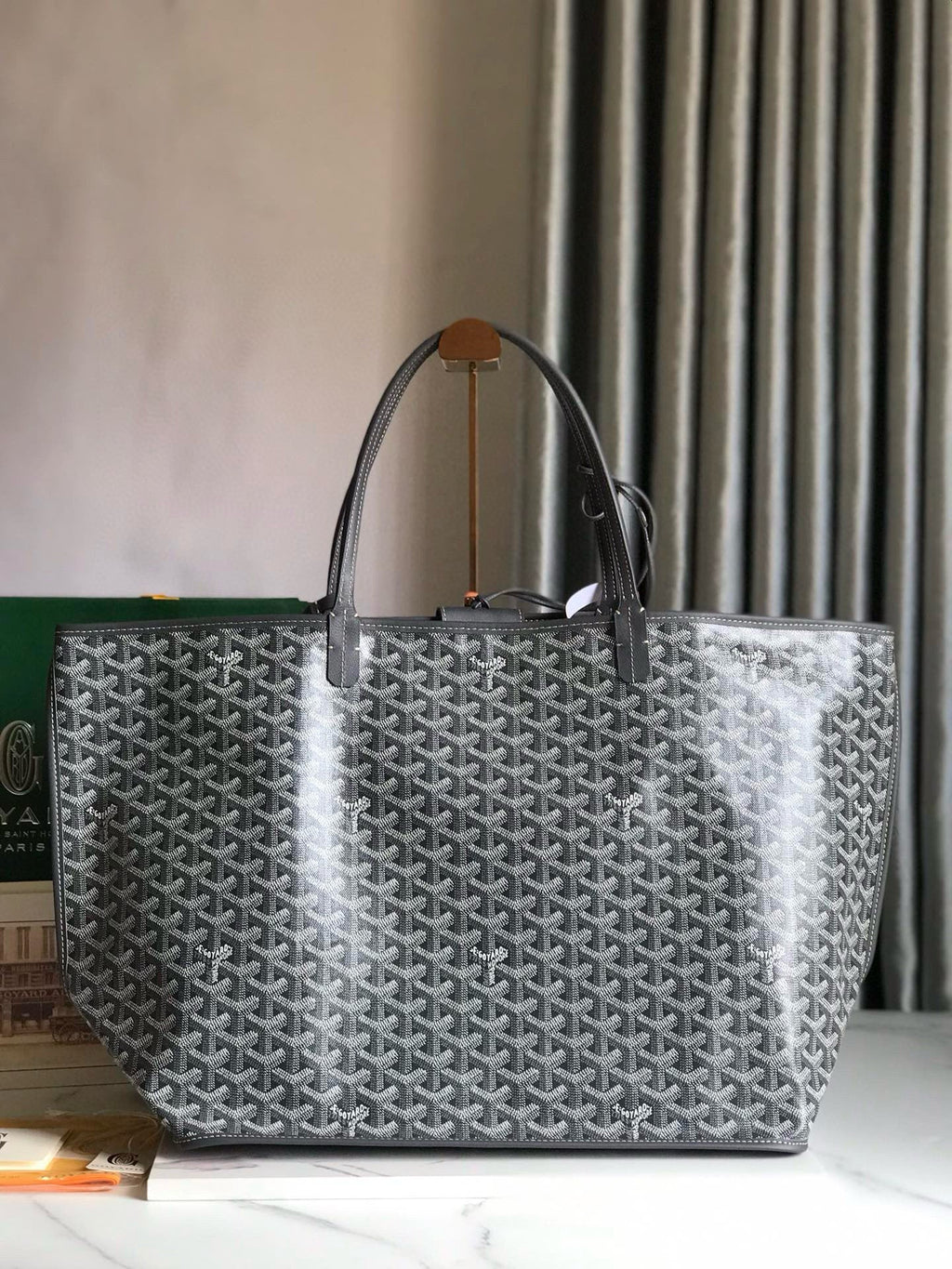 GOY REVERSIBLE ANJOU 39*32*19