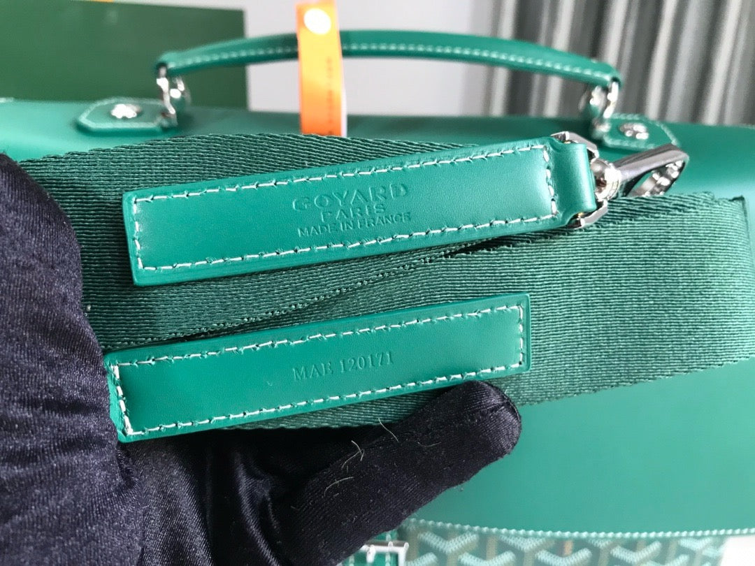 GOY Messenger Bag 38x26x8cm