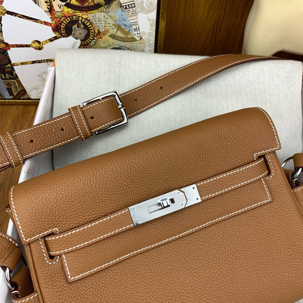 HERM KELLY MESSENGER 25