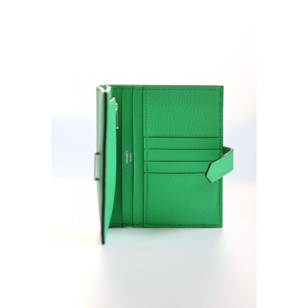 HERM Bearn Compact Handmade Wallet in Vert Comics Chevre Mysore Goatskin