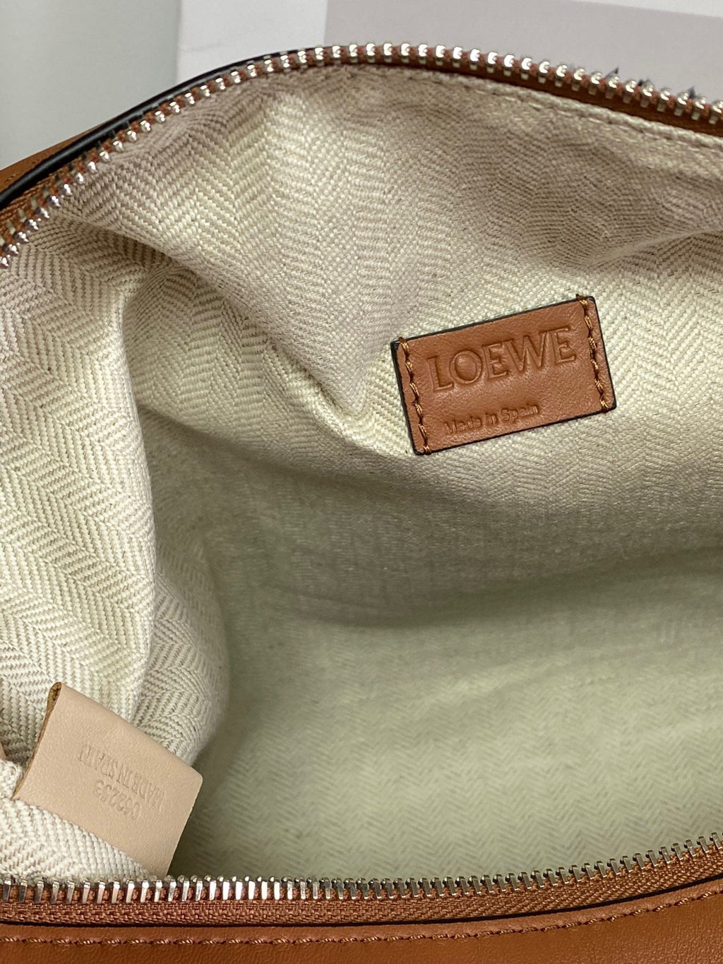LO Messenger Bag