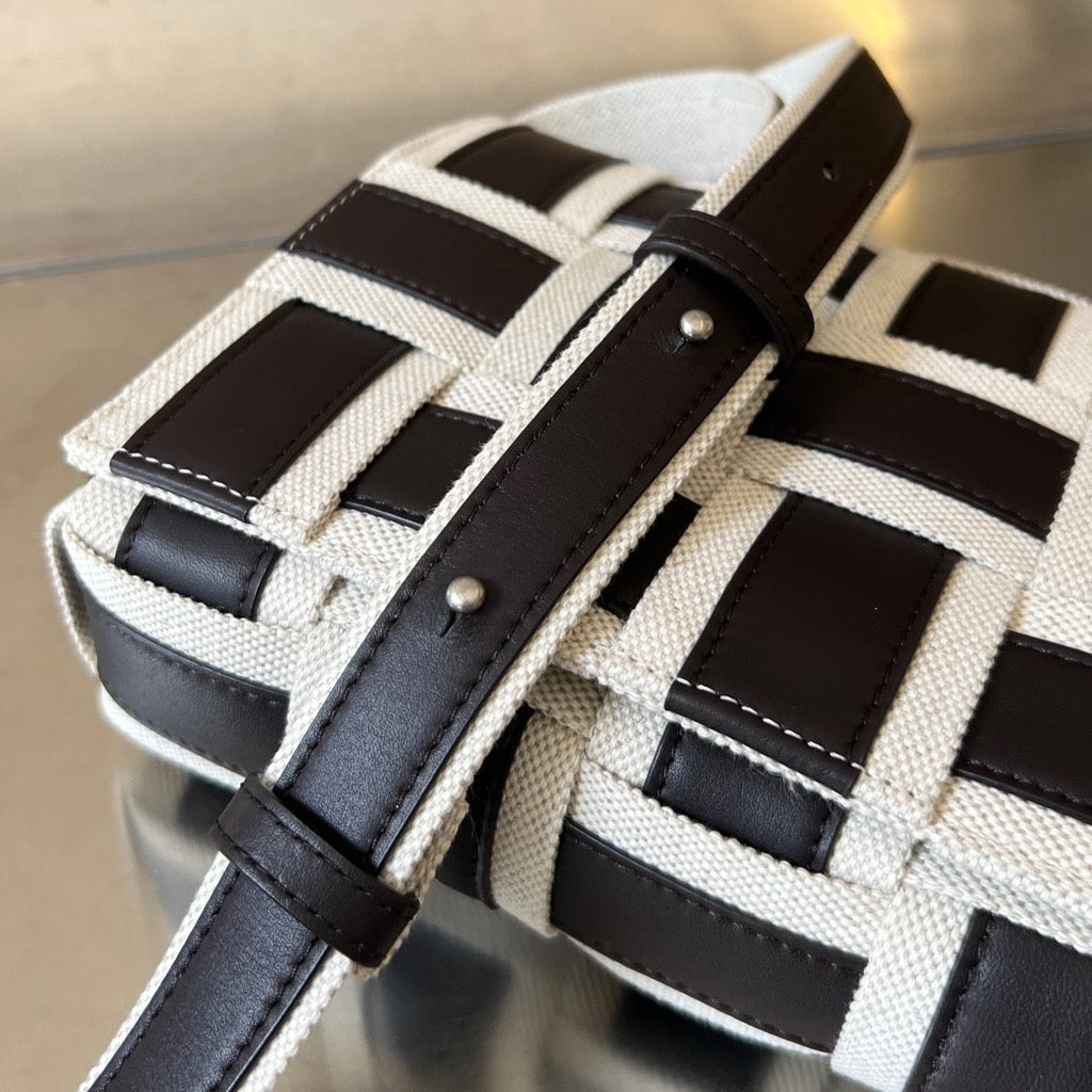 BV Messenger Bag