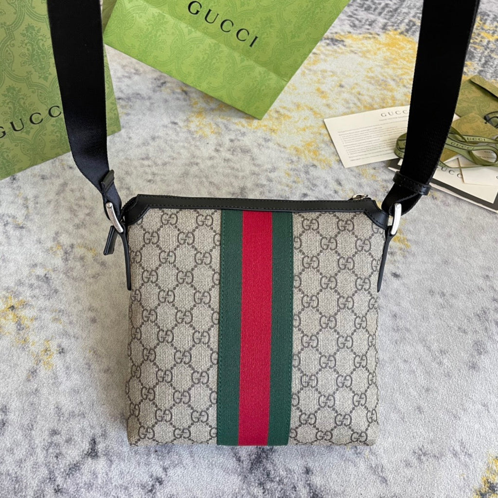 GUC Messenger Bag