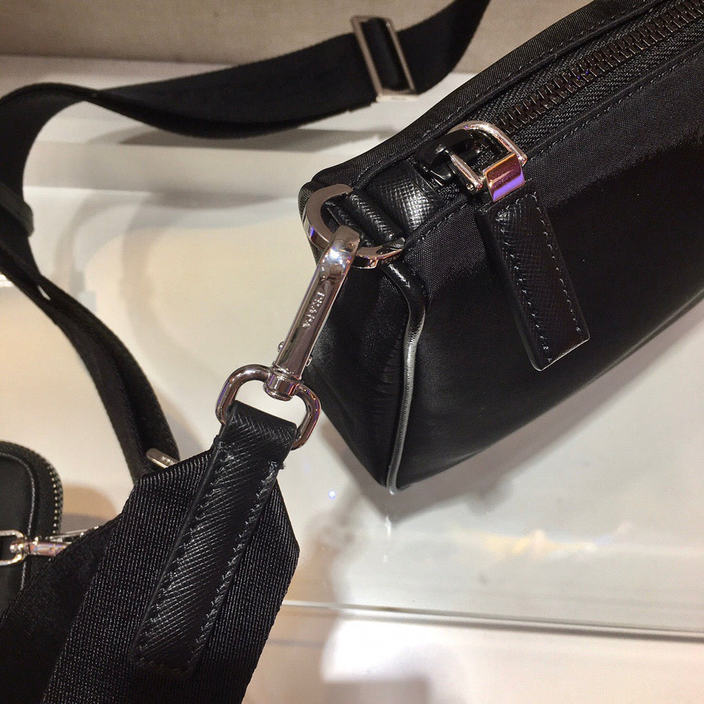 PRA Messenger Bag