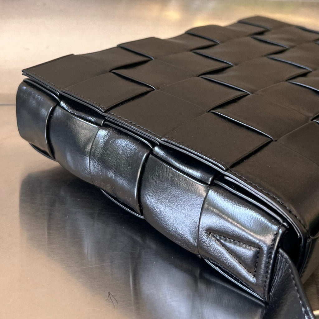 BV Messenger Bag