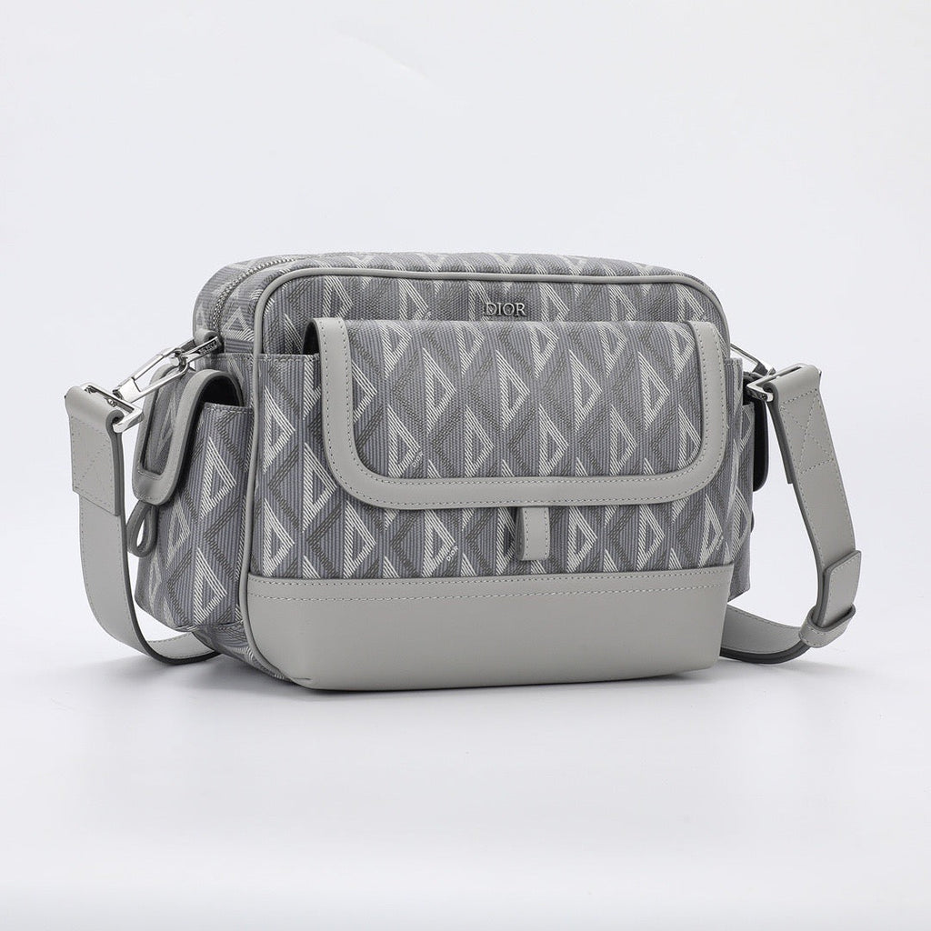 DIO Hit The Road Diamond Messenger Bag