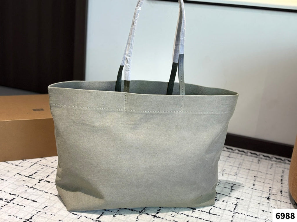 LARGE TOTE BAG 38 IN ECRU BEIGE RE-NYLON