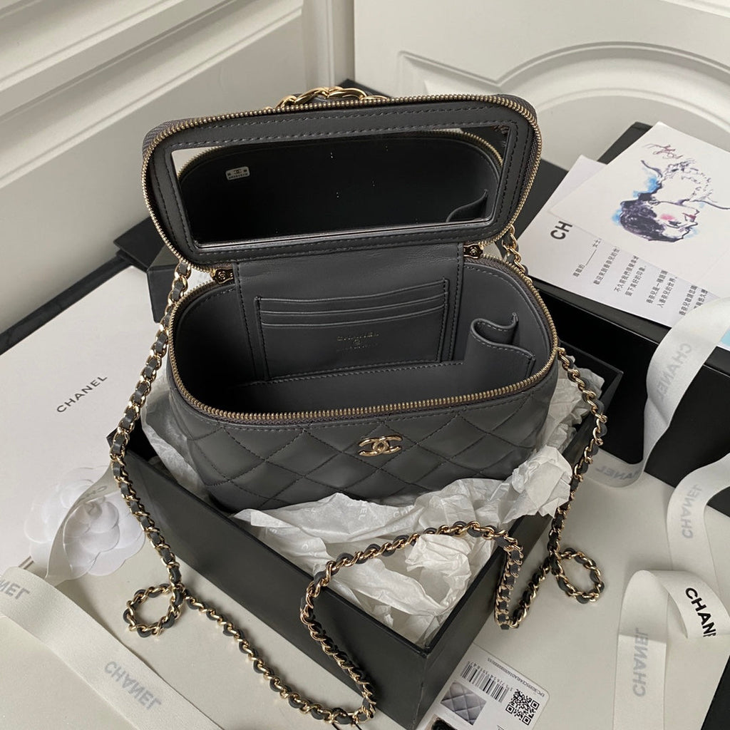 CC MINI 17 CLUTCH WITH STRAP IN DARK GREY CALFSKIN