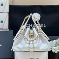 CC 25 HANDBAG IN WHITE 30 GRAINED CALFSKIN GOLD HARDWARE